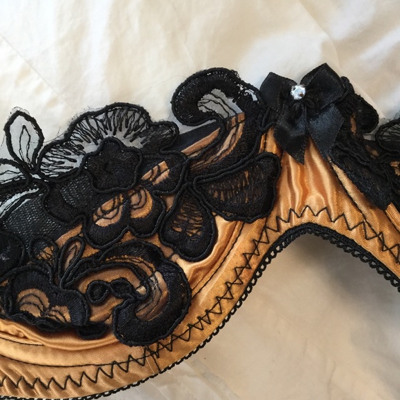 FREDERICKS OF HOLLYWOOD Vintage Quarter Bra sz 34 - Picture 7 of 8